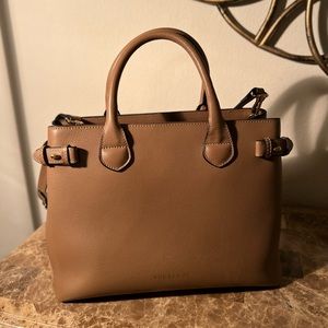 Women’s handbag
